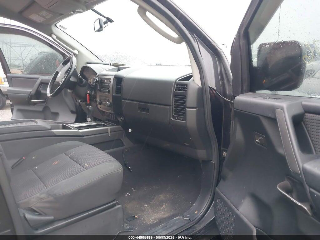 1N6AA0CC5AN320598 2010 NISSAN TITAN photo no. 5