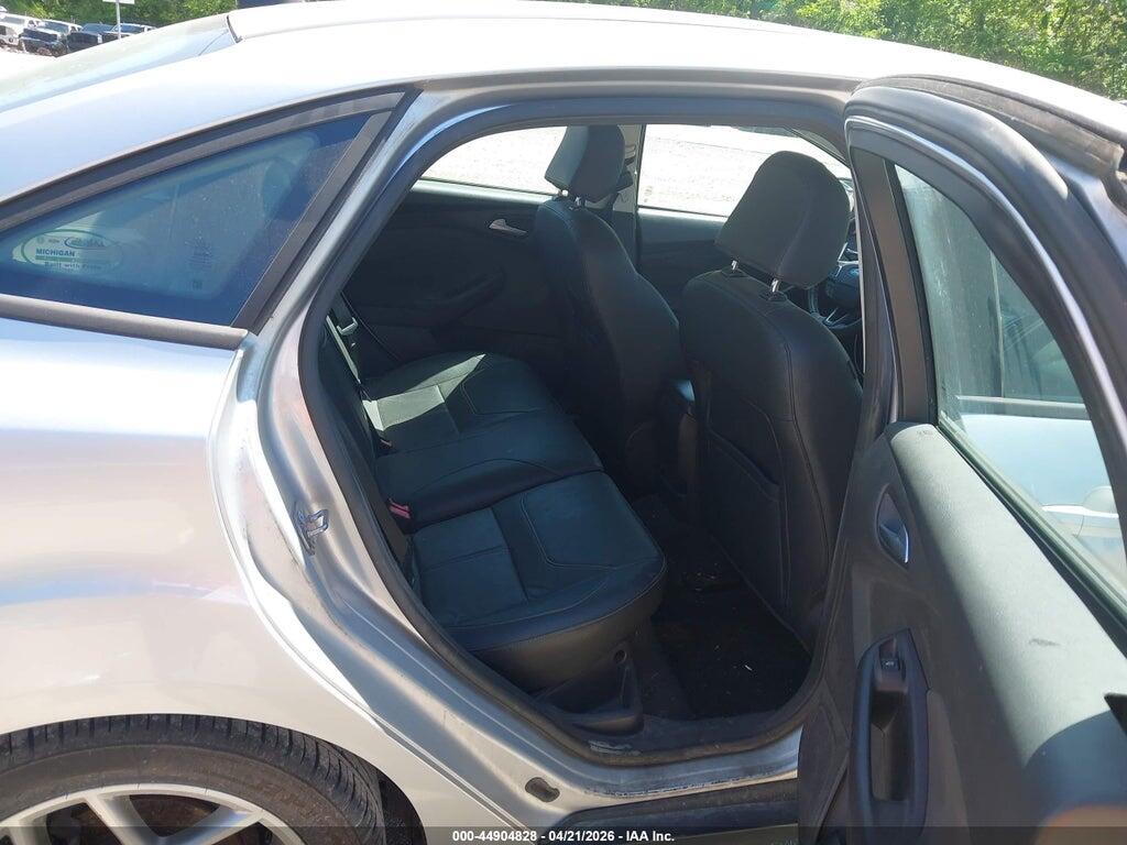 1FADP3F28FL334264 2015 FORD FOCUS photo no. 8