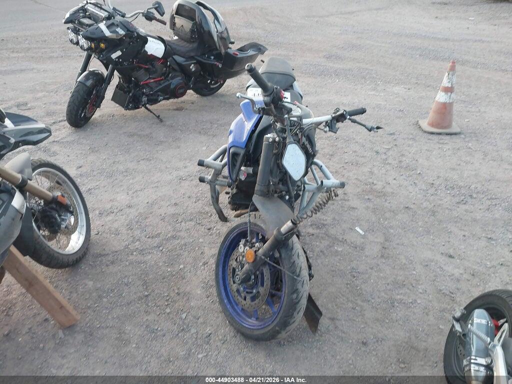 JYARM32E3MA001371 2021 YAMAHA MT07 photo no. 5