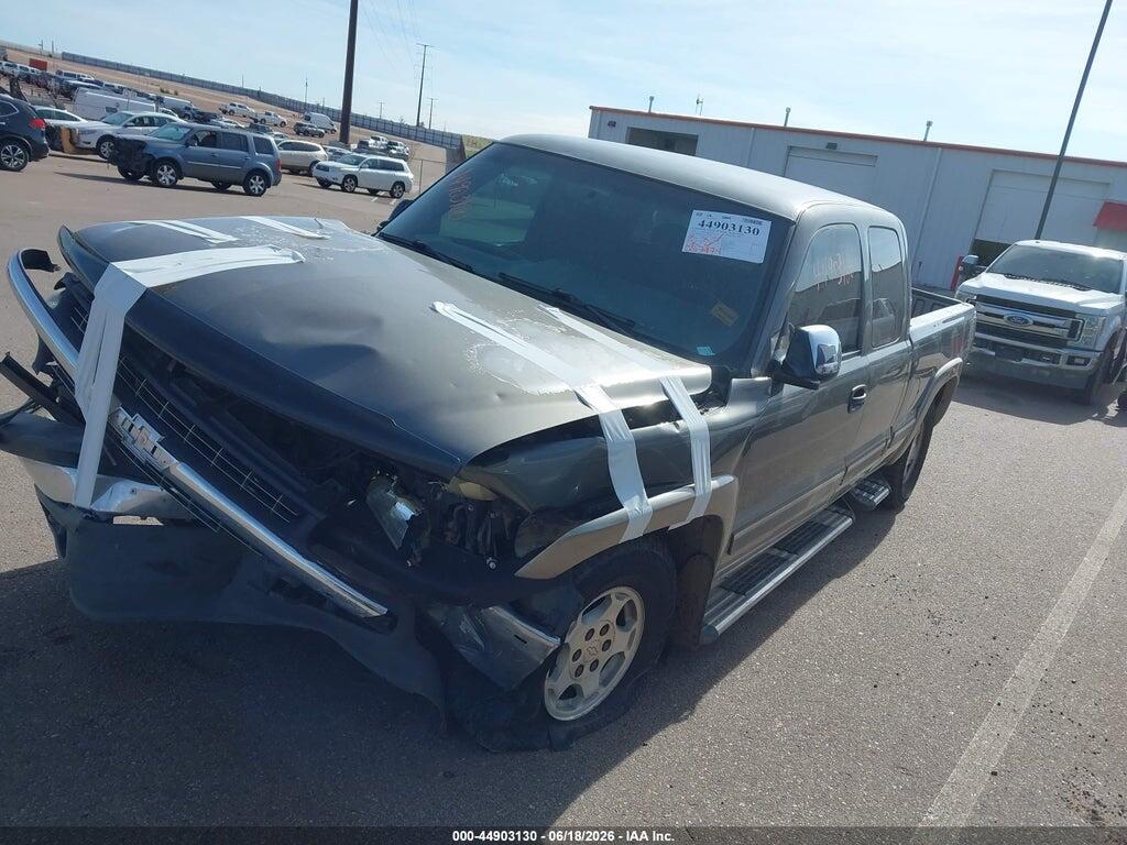 2GCEK19T021360380 2002 CHEVROLET SILVERADO 1500 photo no. 2