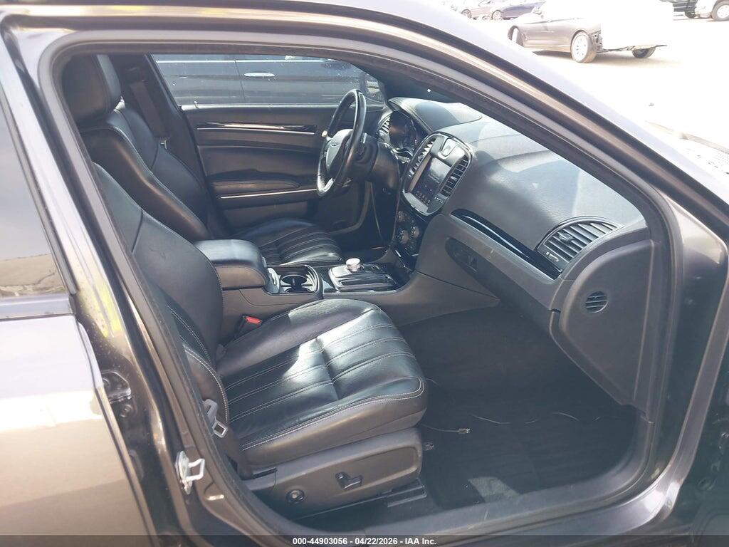 2C3CCABT8LH187283 2020 CHRYSLER 300 photo no. 5