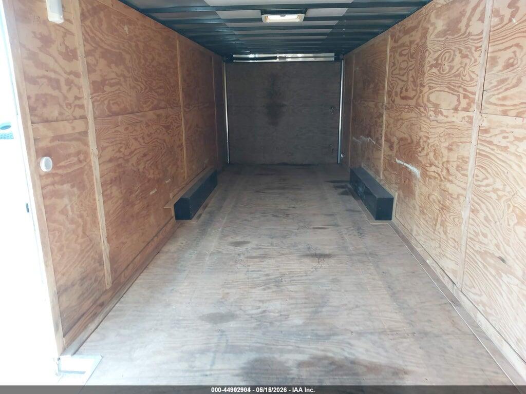 1W9BE2820JC598055 2018 CARGO WOW CARGO 24 photo no. 8