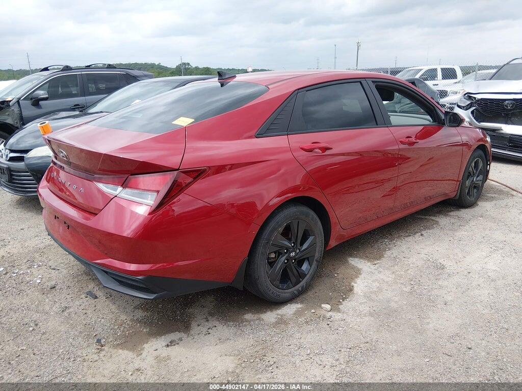 KMHLM4AG1NU317835 2022 HYUNDAI ELANTRA photo no. 4
