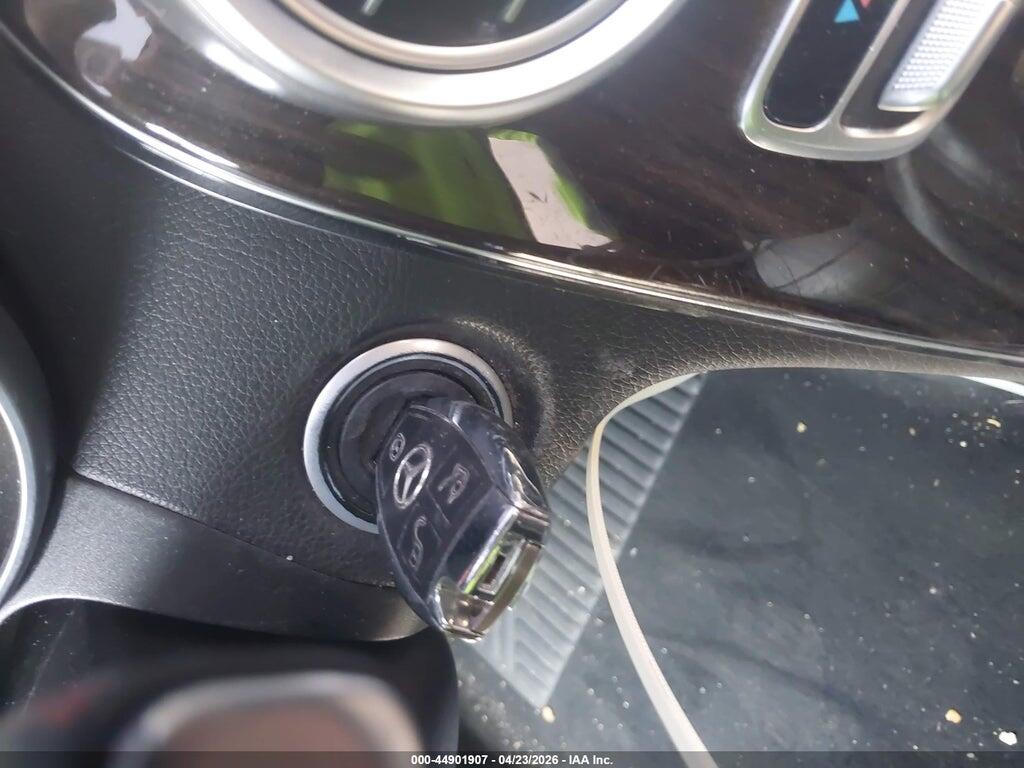 55SWF4KB9GU110568 2016 MERCEDES-BENZ C 300 photo no. 11