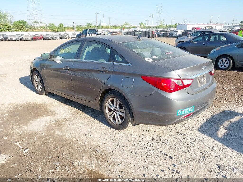 5NPEB4AC3BH197834 2011 HYUNDAI SONATA photo no. 3