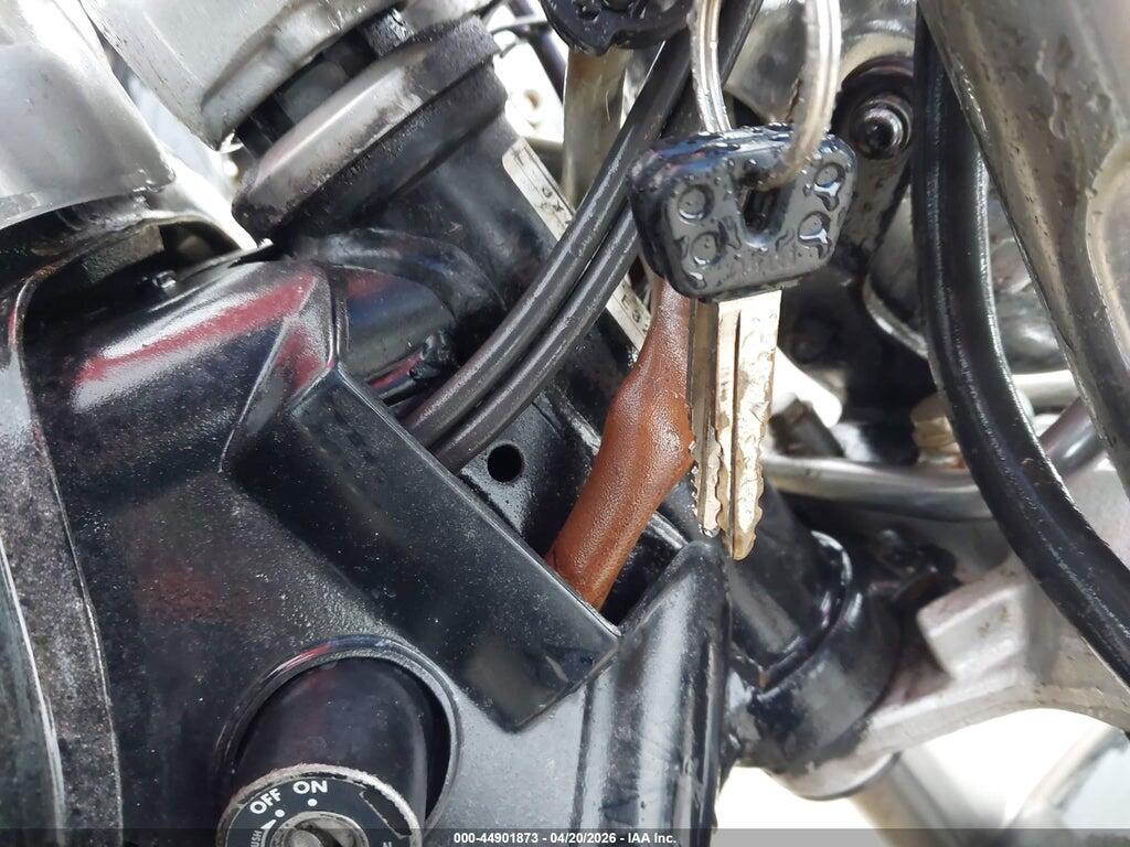 JYAVM01E32A041297 2002 YAMAHA XVS65 photo no. 11