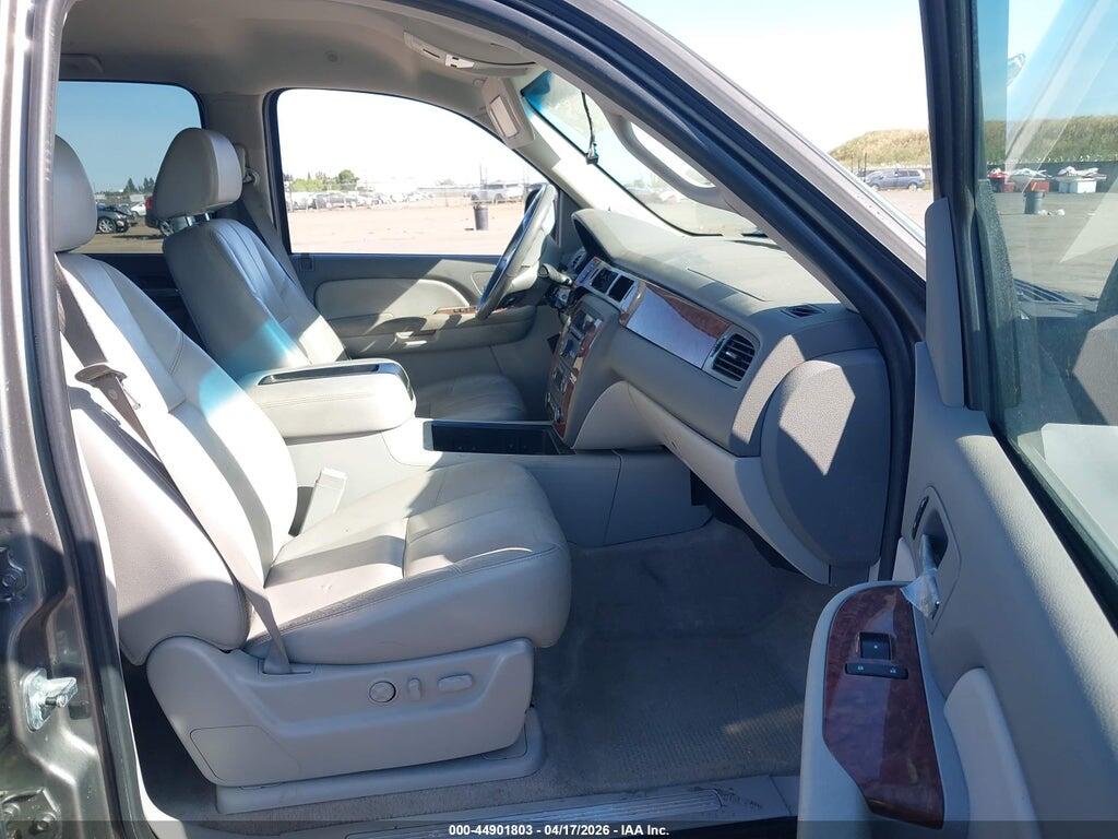 3GNFK16317G136629 2007 CHEVROLET SUBURBAN 1500 photo no. 5