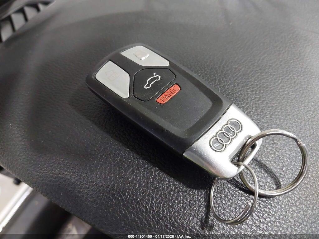 WAUDNAF43JA082740 2018 AUDI A4 photo no. 11