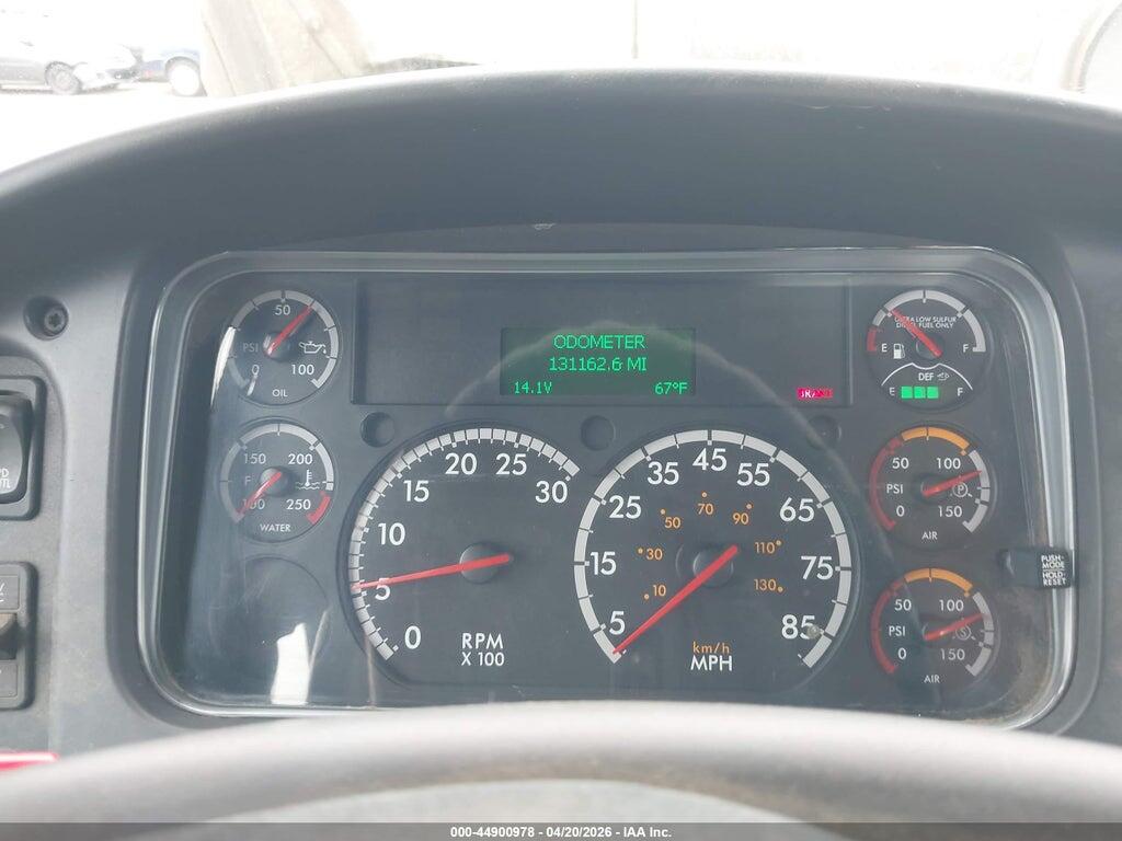 1FUJC5DVXHHJF0195 2017 FREIGHTLINER M2 112 photo no. 7