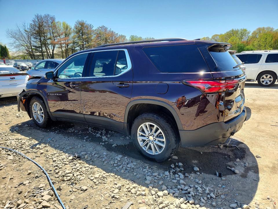 2022 CHEVROLET TRAVERSE LT — Фото 2 из 13