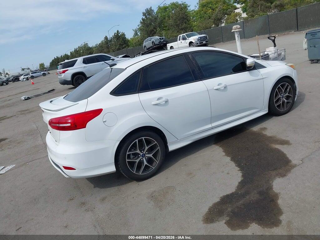 1FADP3F22FL334535 2015 FORD FOCUS photo no. 4