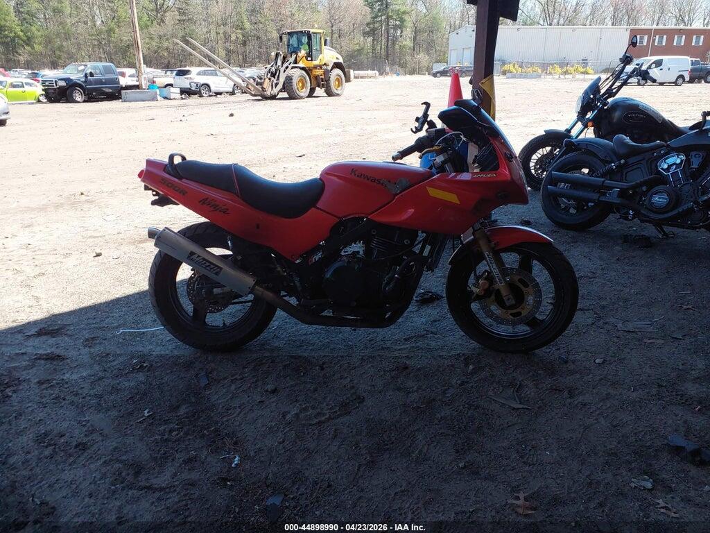 JKAEXVD11XA048073 1999 KAWASAKI EX500 photo no. 12
