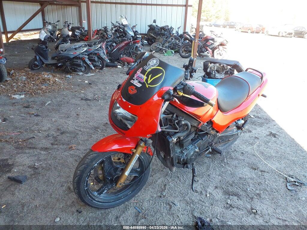 JKAEXVD11XA048073 1999 KAWASAKI EX500 photo no. 2
