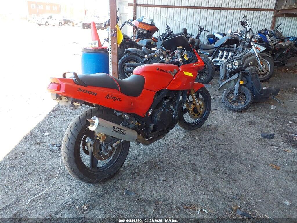 JKAEXVD11XA048073 1999 KAWASAKI EX500 photo no. 4