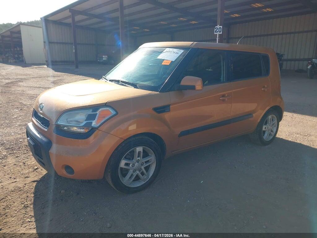 KNDJT2A27B7213898 2011 KIA SOUL photo no. 2
