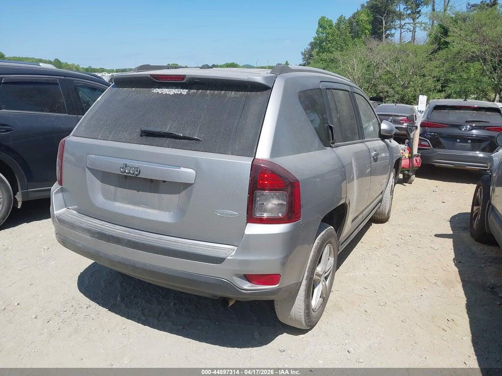 1C4NJCEA5GD619783 2016 JEEP COMPASS photo no. 4