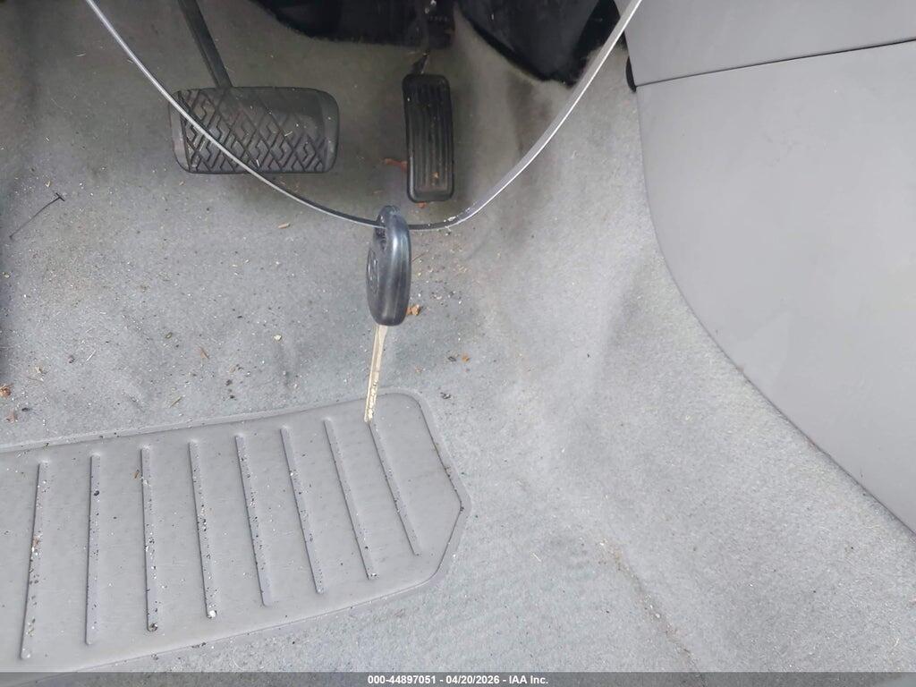 2T1BR32E48C899956 2008 TOYOTA COROLLA photo no. 11