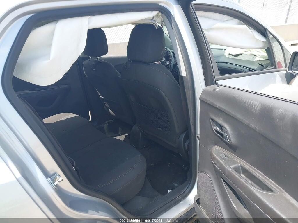 KL7CJKSBXJB722597 2018 CHEVROLET TRAX photo no. 8