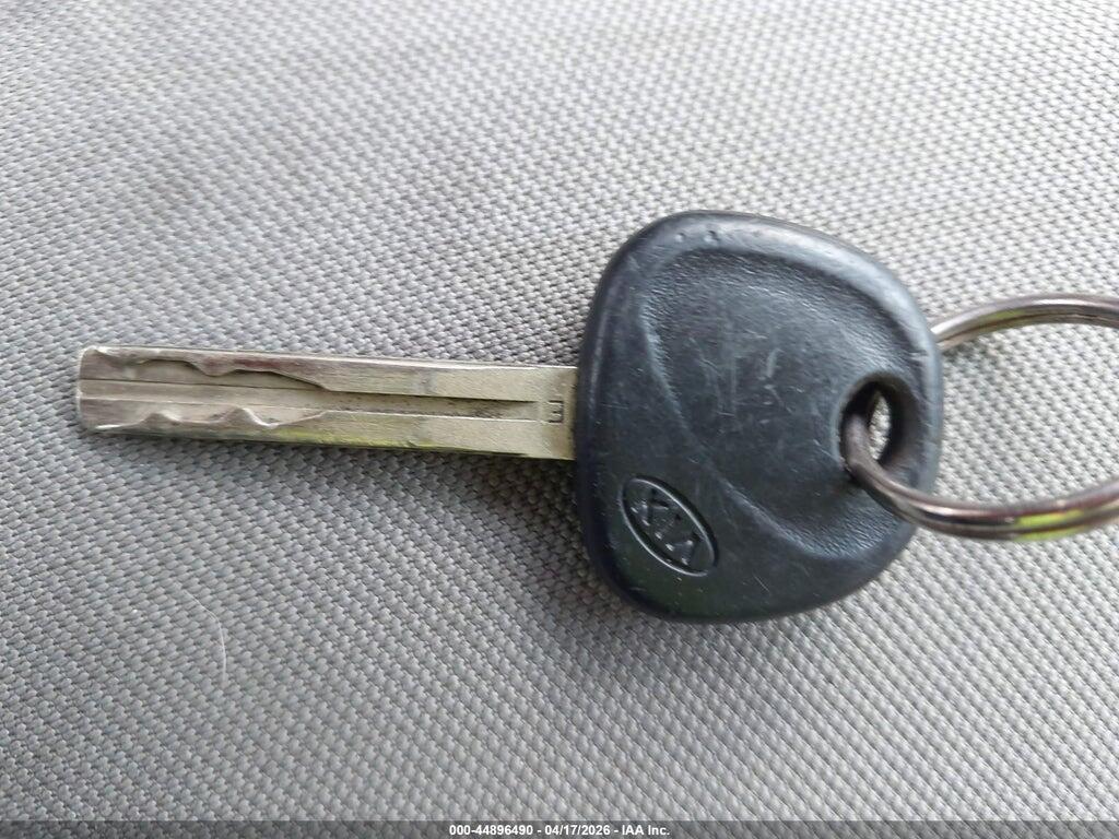 KNADM5A32G6625323 2016 KIA RIO photo no. 11