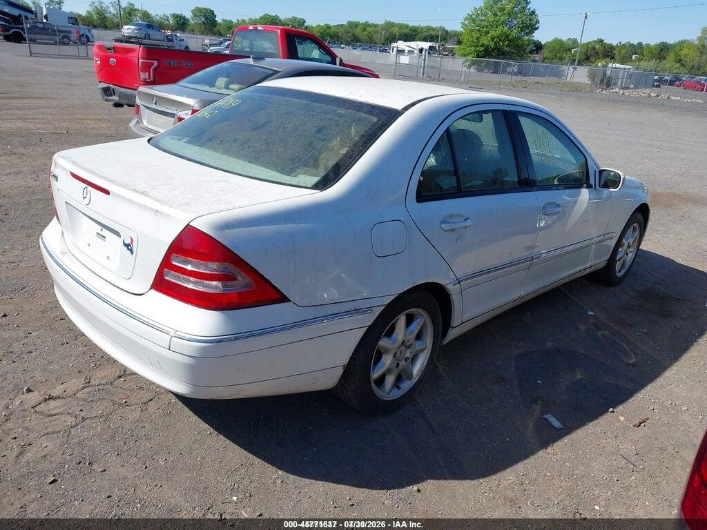 WDBRF61J43E013100 2003 MERCEDES-BENZ C 240 photo no. 4