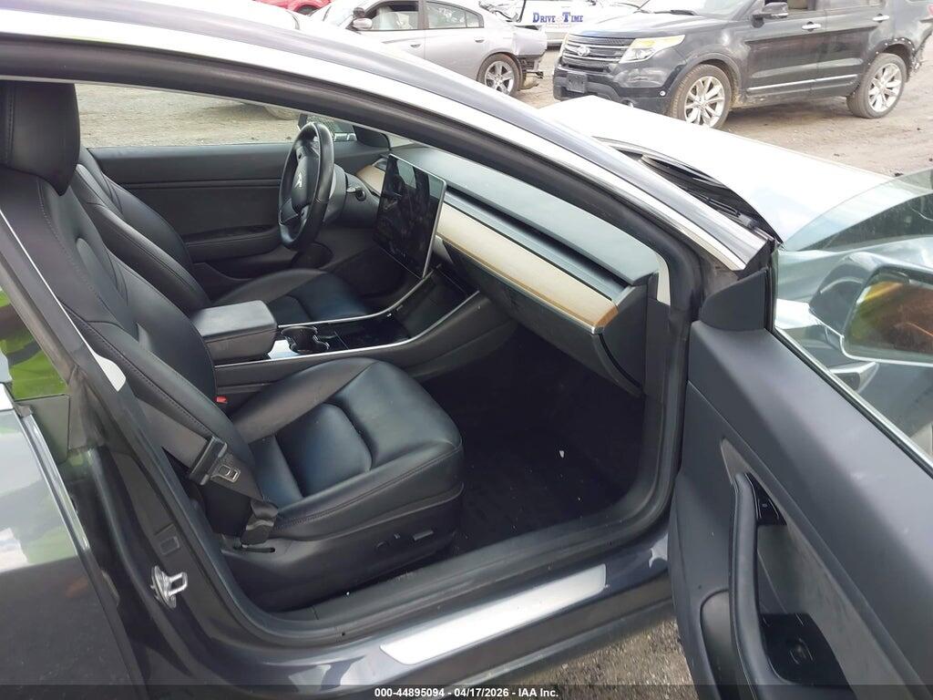 5YJ3E1EB0KF418559 2019 TESLA MODEL 3 photo no. 5
