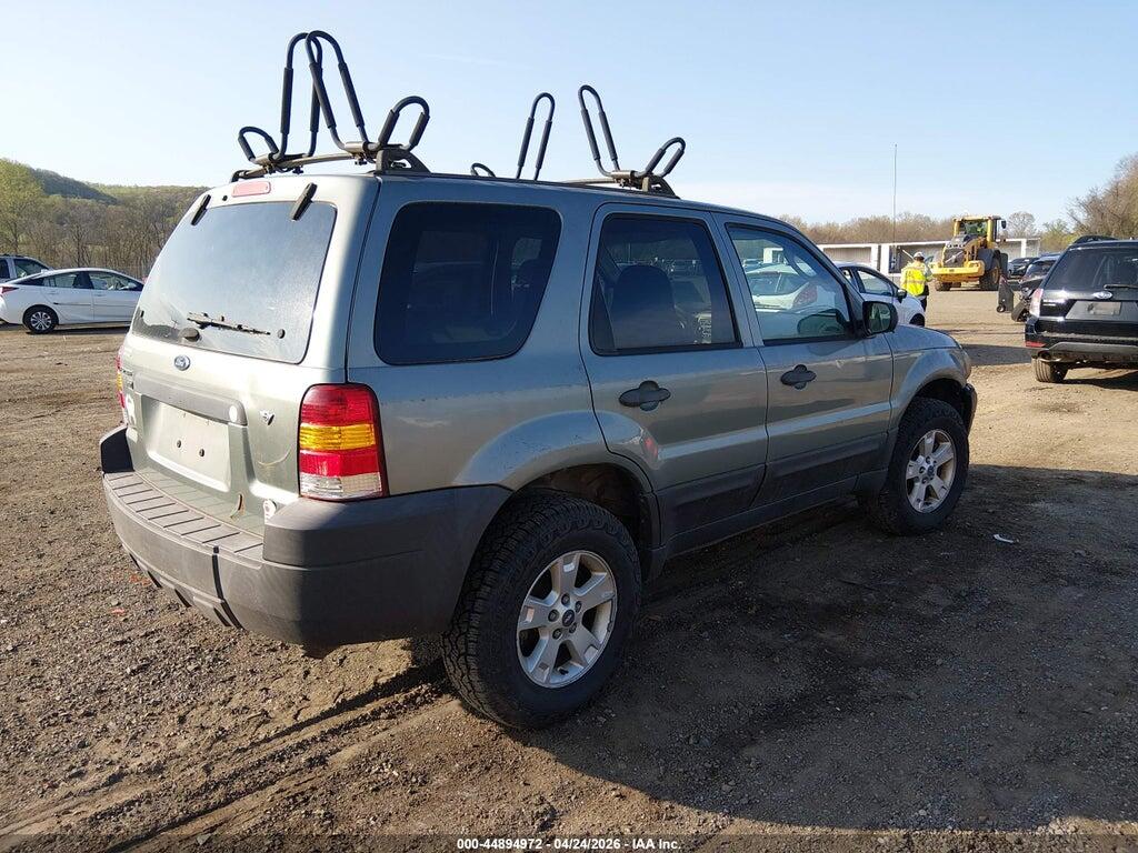 1FMYU93176KC87006 2006 FORD ESCAPE photo no. 4