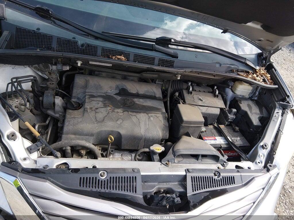 5TDYK3DC8FS575679 2015 TOYOTA SIENNA photo no. 10