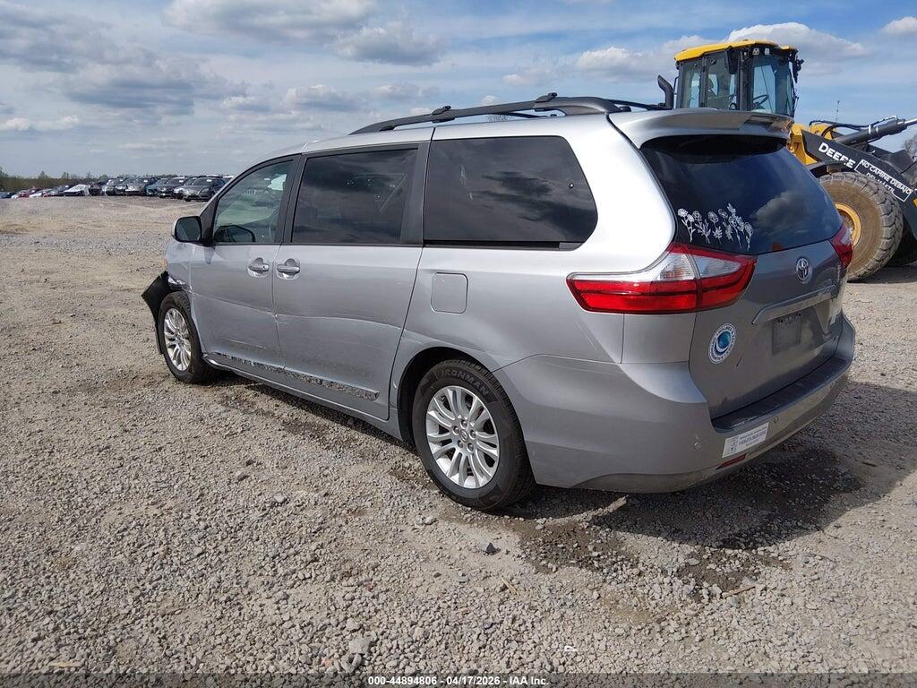 5TDYK3DC8FS575679 2015 TOYOTA SIENNA photo no. 3