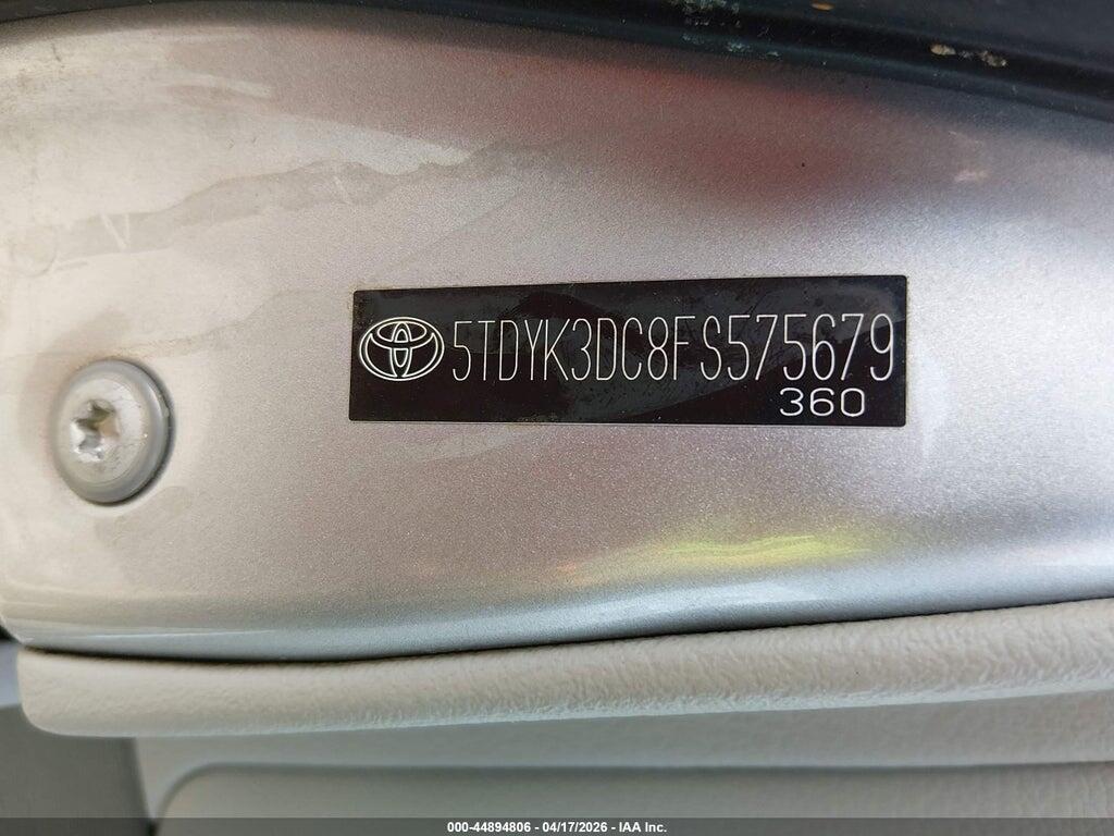 5TDYK3DC8FS575679 2015 TOYOTA SIENNA photo no. 9