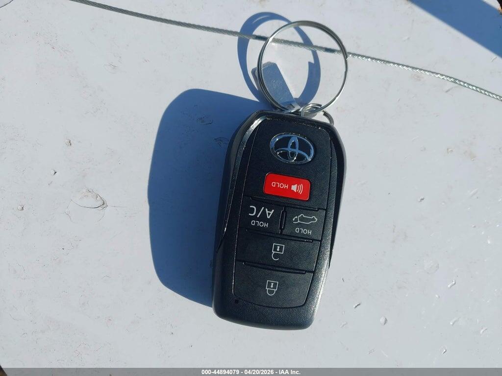 JTMABACA5RA090195 2024 TOYOTA BZ4X photo no. 11