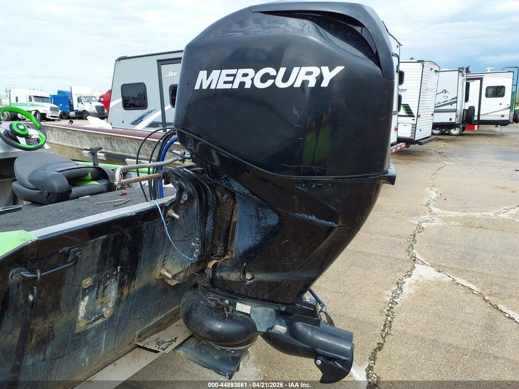 00000CJT09347E919 2019 BLAZER BOAT photo no. 10