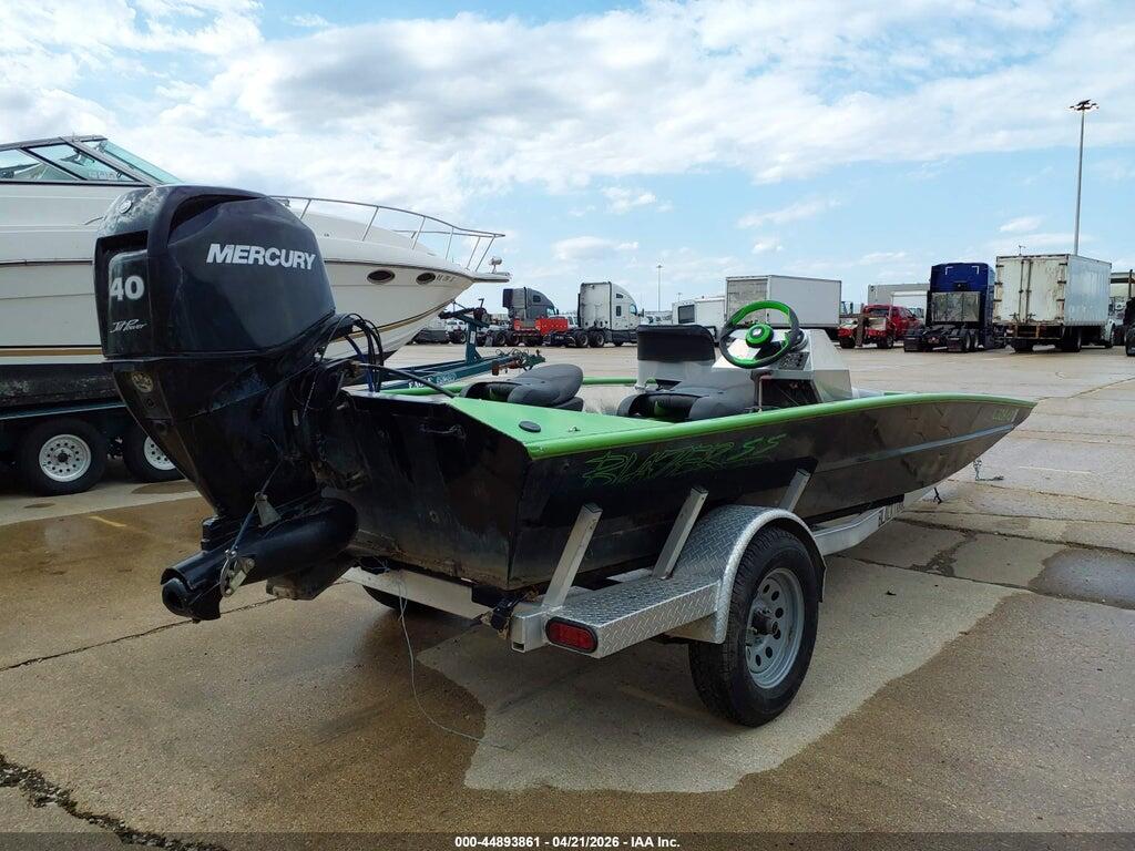 00000CJT09347E919 2019 BLAZER BOAT photo no. 4