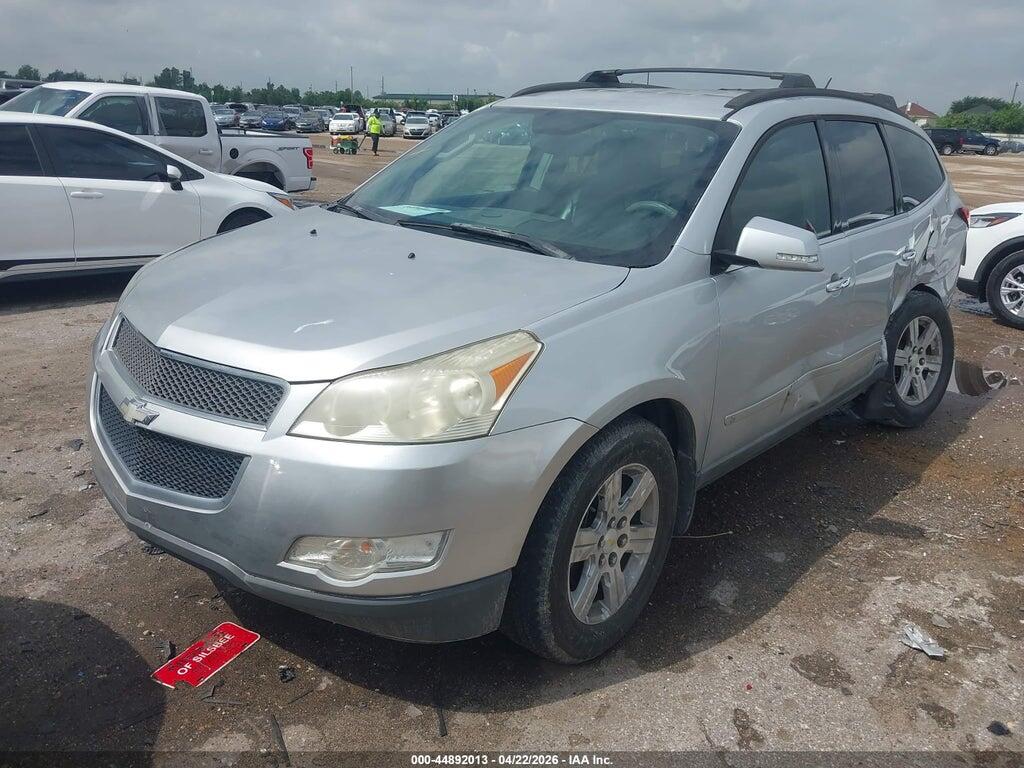 1GNLRGED7AS104389 2010 CHEVROLET TRAVERSE photo no. 2