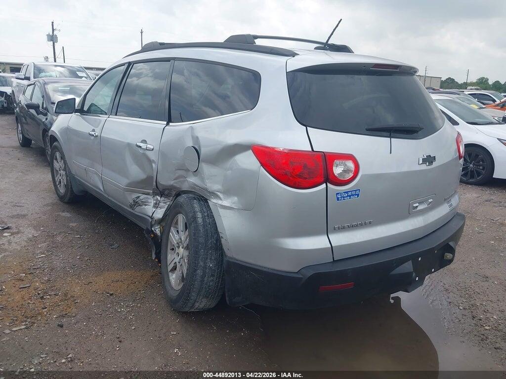 1GNLRGED7AS104389 2010 CHEVROLET TRAVERSE photo no. 3