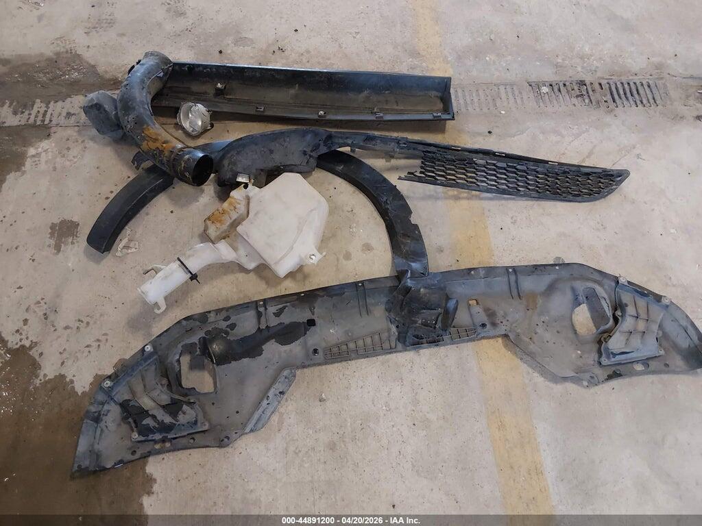 JA4AT4AA0KZ021305 2019 MITSUBISHI ECLIPSE CROSS photo no. 12