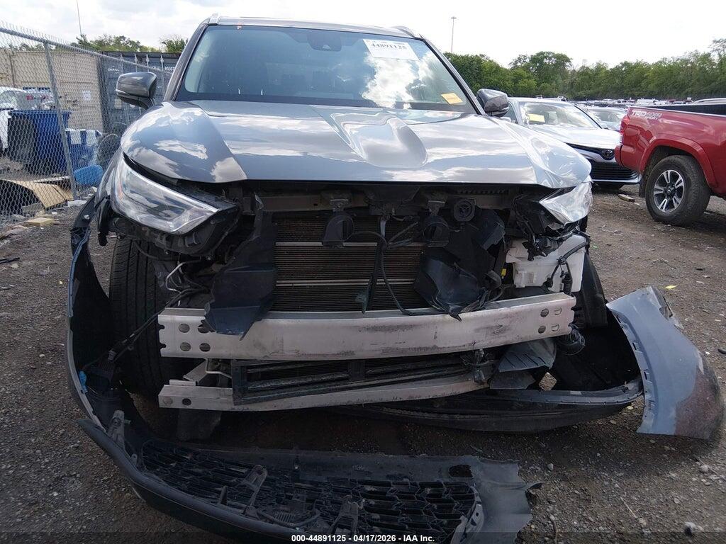 5TDHBRCH3NS549747 2022 TOYOTA HIGHLANDER photo no. 12
