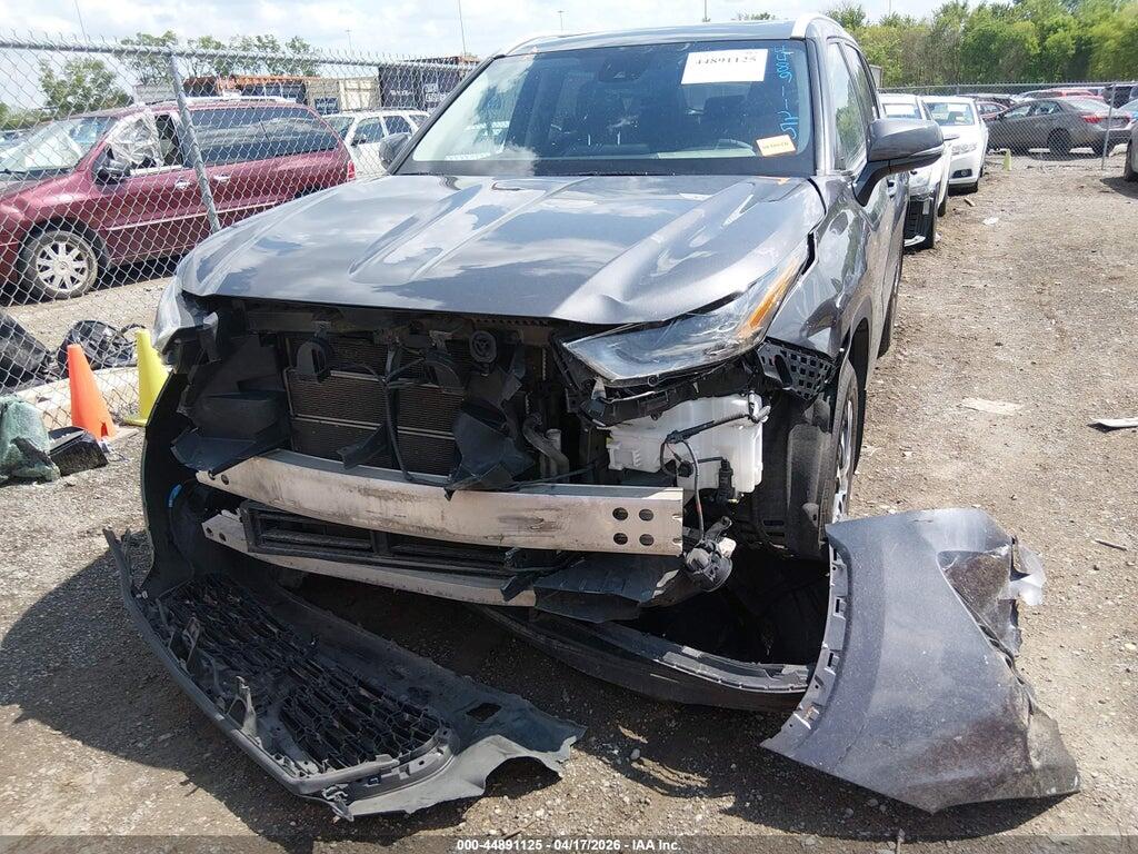 5TDHBRCH3NS549747 2022 TOYOTA HIGHLANDER photo no. 6