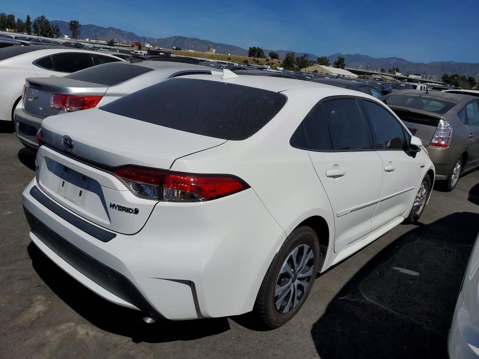 2020 TOYOTA COROLLA HYBRID LE — Фото 3 из 12