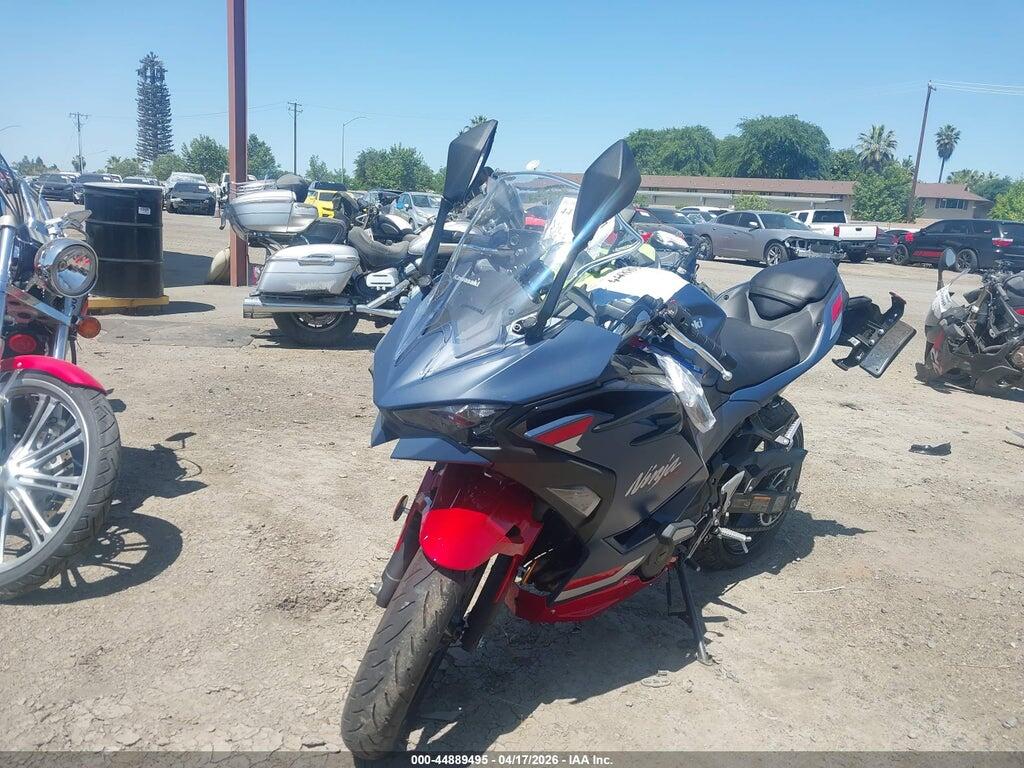 ML5EXGJ11TDA73938 2026 KAWASAKI EX500 photo no. 2