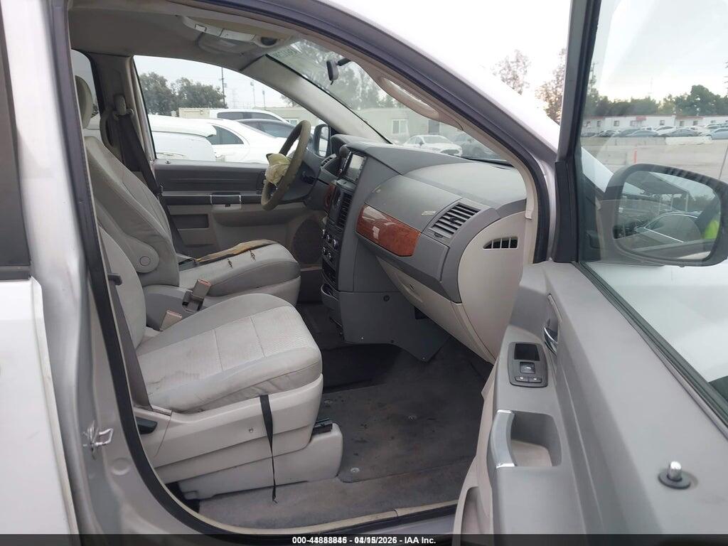 2A8HR44H28R107609 2008 CHRYSLER TOWN & COUNTRY photo no. 5