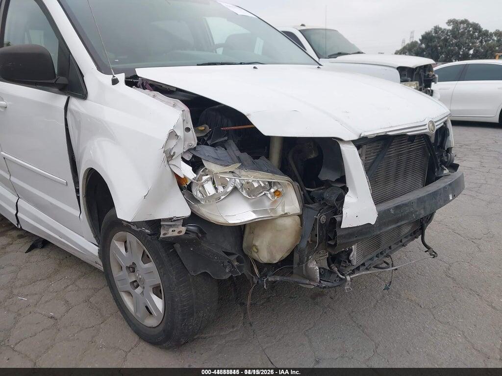 2A8HR44H28R107609 2008 CHRYSLER TOWN & COUNTRY photo no. 6
