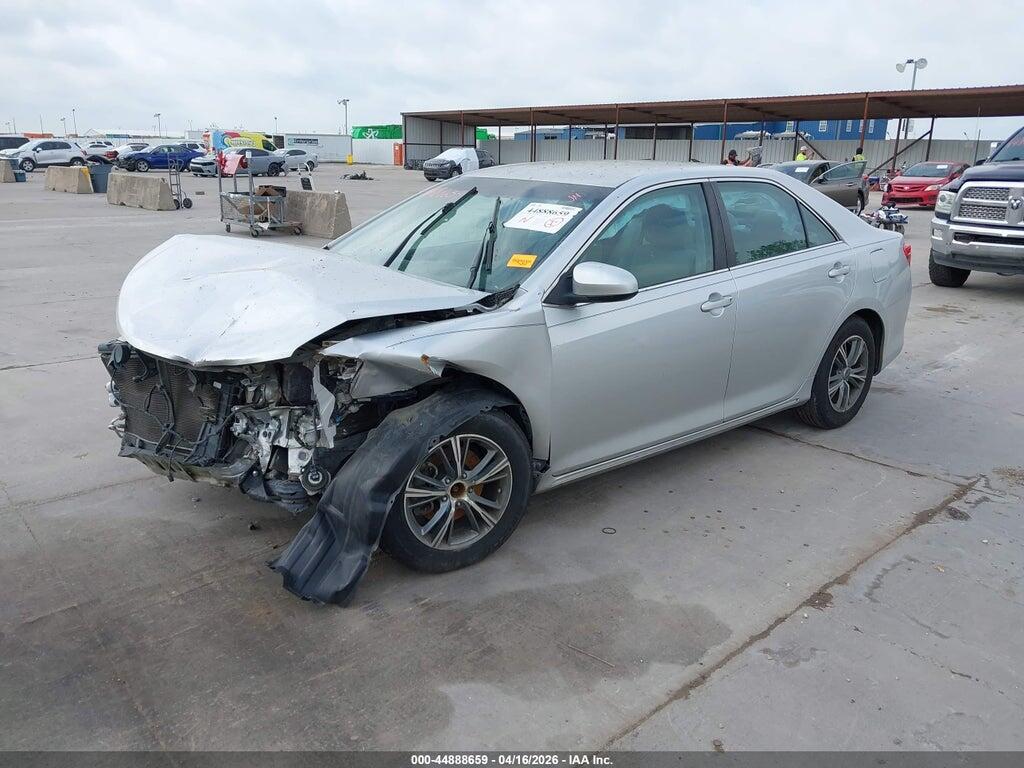 4T4BF1FK9ER352663 2014 TOYOTA CAMRY photo no. 2
