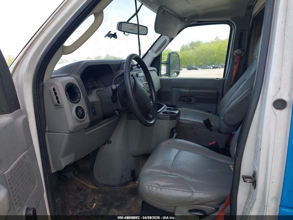 1FDXE4FS4JDC08713 2018 FORD E-450 CUTAWAY photo no. 7