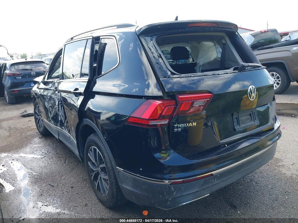 3VV3B7AX2JM204570 2018 VOLKSWAGEN TIGUAN photo no. 3
