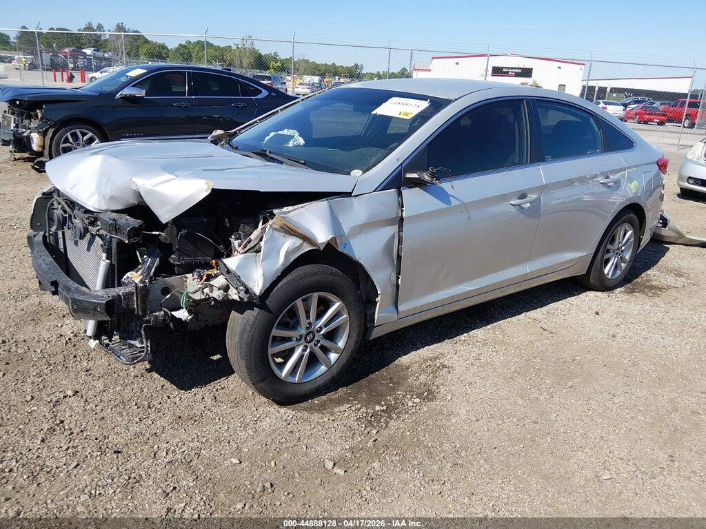 5NPE24AF8HH515935 2017 HYUNDAI SONATA photo no. 2