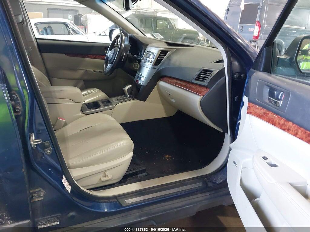 4S4BRBKC4B3324972 2011 SUBARU OUTBACK photo no. 5