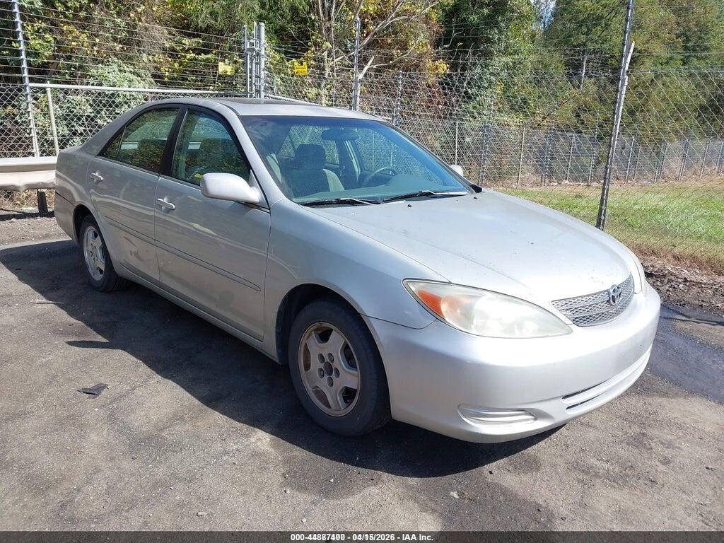 4T1BF32K12U020563 2002 TOYOTA CAMRY photo no. 1