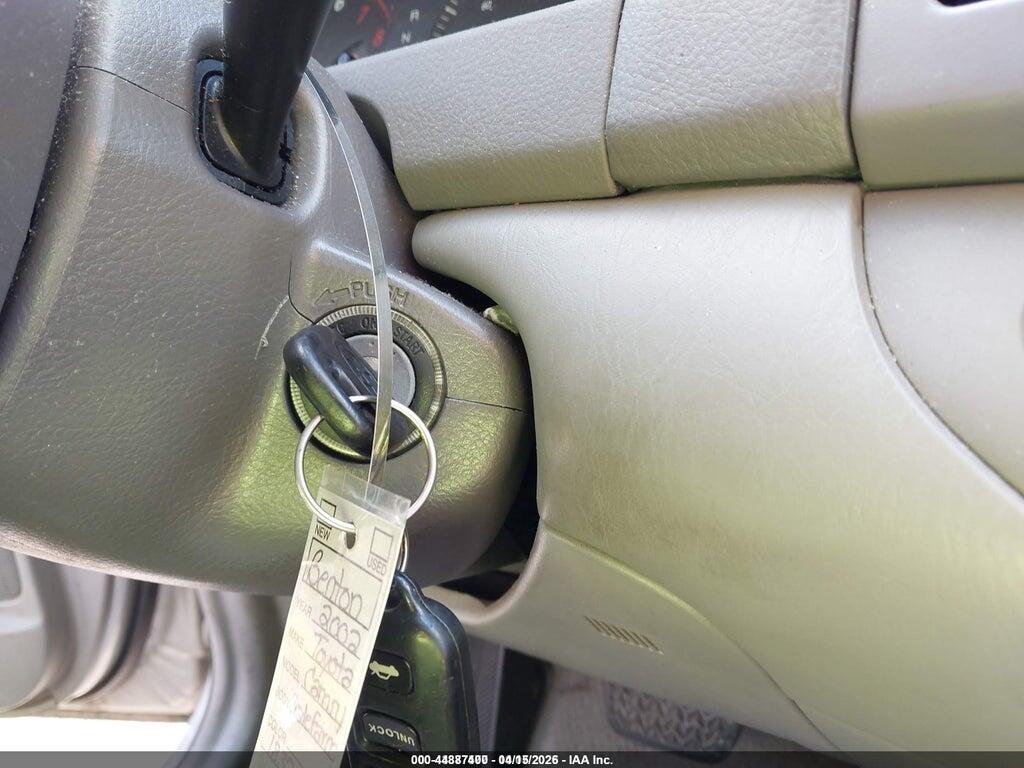 4T1BF32K12U020563 2002 TOYOTA CAMRY photo no. 11
