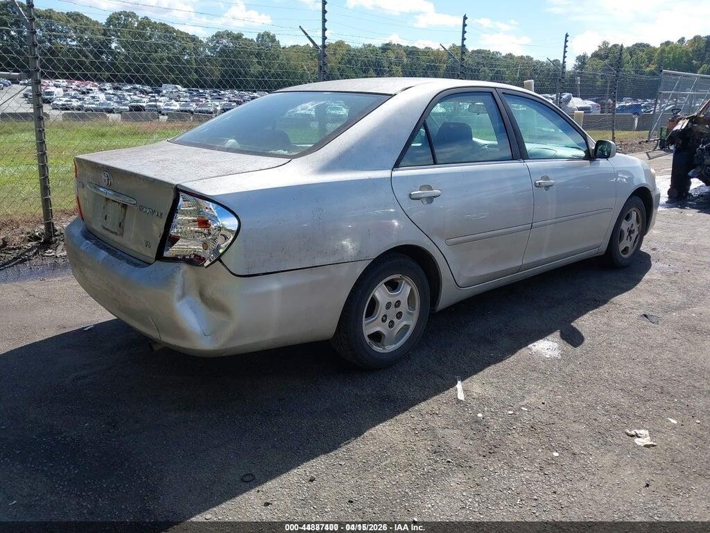 4T1BF32K12U020563 2002 TOYOTA CAMRY photo no. 4