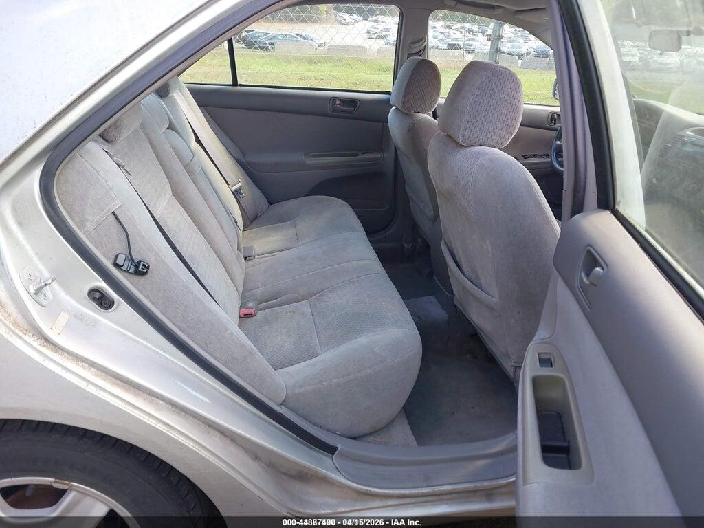 4T1BF32K12U020563 2002 TOYOTA CAMRY photo no. 8